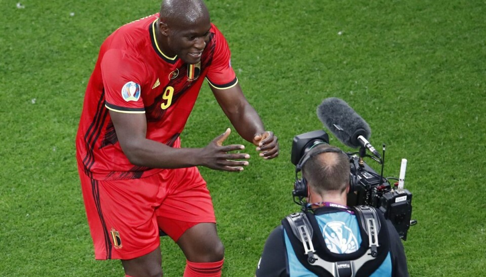 Fodboldstjerner, -klubber, -forbund og diverse andre sportsstjerner sender hilsner til Christian Eriksen. Deriblandt holdkammeraten Romelu Lukaku. Fodboldstjerner, -klubber, -forbund og diverse andre sportsstjerner sender hilsner til Christian Eriksen. Deriblandt holdkammeraten Romelu Lukaku.