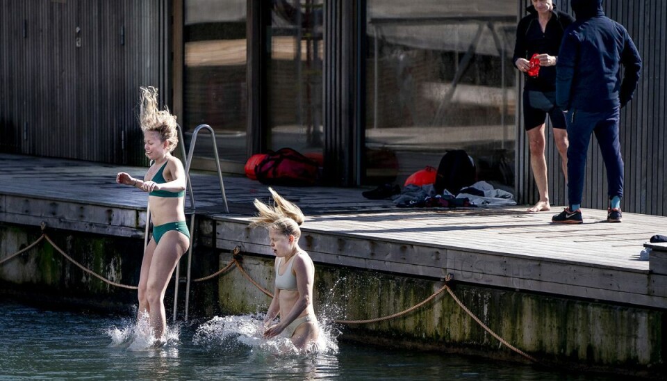 Weekendens vejr bliver en blandet fornøjelse. Der er udsigt til både sol, skyer, lidt regn og blæsevejr. (Foto: Liselotte Sabroe/Ritzau Scanpix) Weekendens vejr bliver en blandet fornøjelse. Der er udsigt til både sol, skyer, lidt regn og blæsevejr. (Foto: Liselotte Sabroe/Ritzau Scanpix)