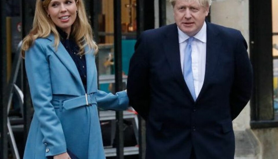 Afslører parrets store hemmelighed Den britiske premierminister, Boris Johnson, er lørdag blevet gift med sin forlovede, Carrie Symonds, skriver britiske aviser. (Arkivfoto) Foto: Tolga Akmen/AFP