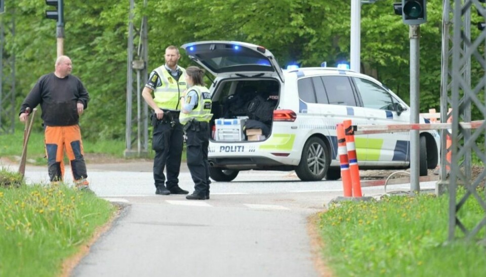 En bil har ramt en cyklist i et kryds i Allerød. Foto: presse-fotos.dk