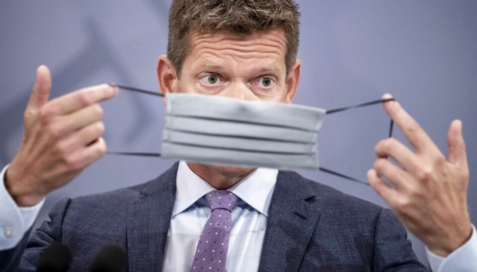 En ny meningsmåling viser, at en tredjedel af borgerne i Danmark i større eller mindre grad vil holde fast i brugen af mundbind, også når kravet om brugen af det forsvinder. (Arkivfoto) Foto: Scanpix. En ny meningsmåling viser, at en tredjedel af borgerne i Danmark i større eller mindre grad vil holde fast i brugen af mundbind, også når kravet om brugen af det forsvinder. (Arkivfoto) Foto: Scanpix.