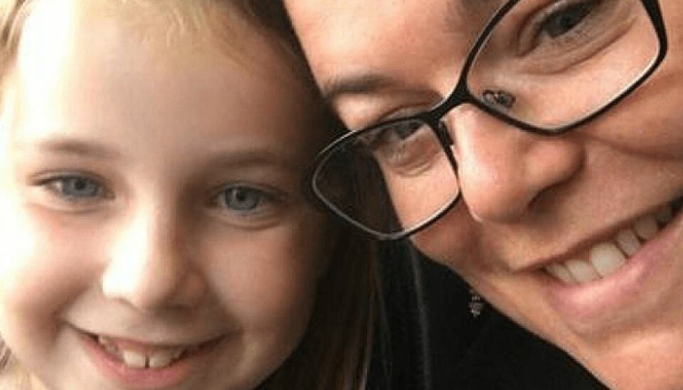 Chokeret mor efter biografbesøg: Forfilm fik min datter til at bryde sammen Linda Tosti var taget i biografen med sin otteårige datter Maja for at se Mamma Mia og blev chokeret over forfilmene. Foto: Privatfoto/Tv2 Østjylland.
