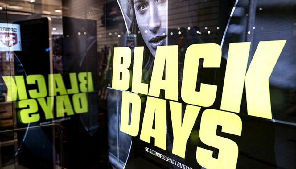 På Black Friday lokker butikker hvert år kunder til med tilbud. Nogle af tilbuddene er dog ikke reelle tilbud. Foto: Ida Guldbæk Arentsen/Ritzau Scanpix