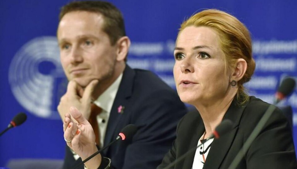 Kristian Jensen og Inger Støjberg måtte mandag forklare og forsvare regeringens stramninger af asylpolitikken i Europaparlamentet. Foto: Eric Vidal/Scanpix