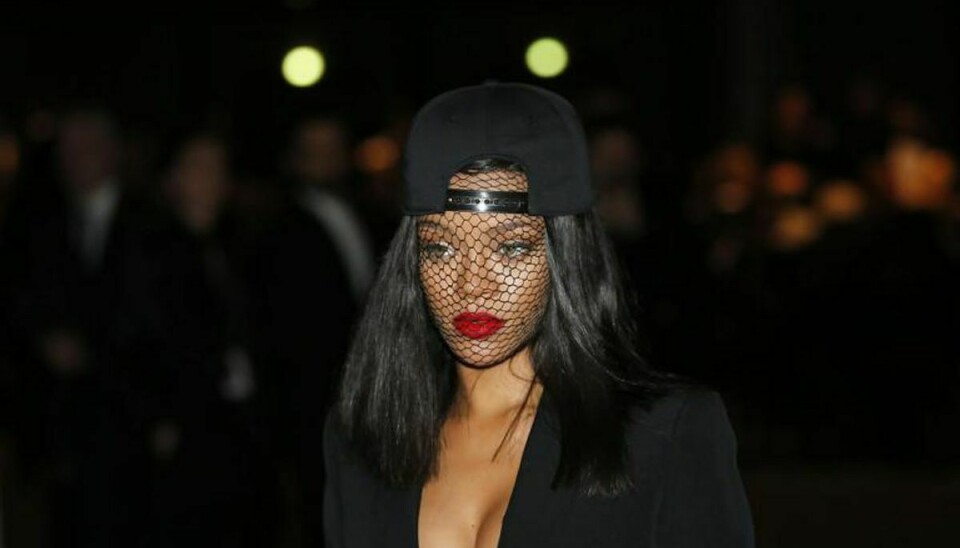 Rihanna spiller under bøgeskovens trækroner på årets Smukfest. Foto: Scanpix