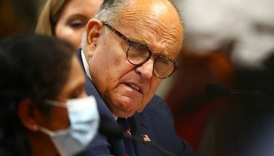 Trumps advokat indlagt med corona Rudy Giuliani, der er præsident Donald Trumps personlige advokat, er smittet med coronavirus. Arkivfoto: Ritzau Scanpix.