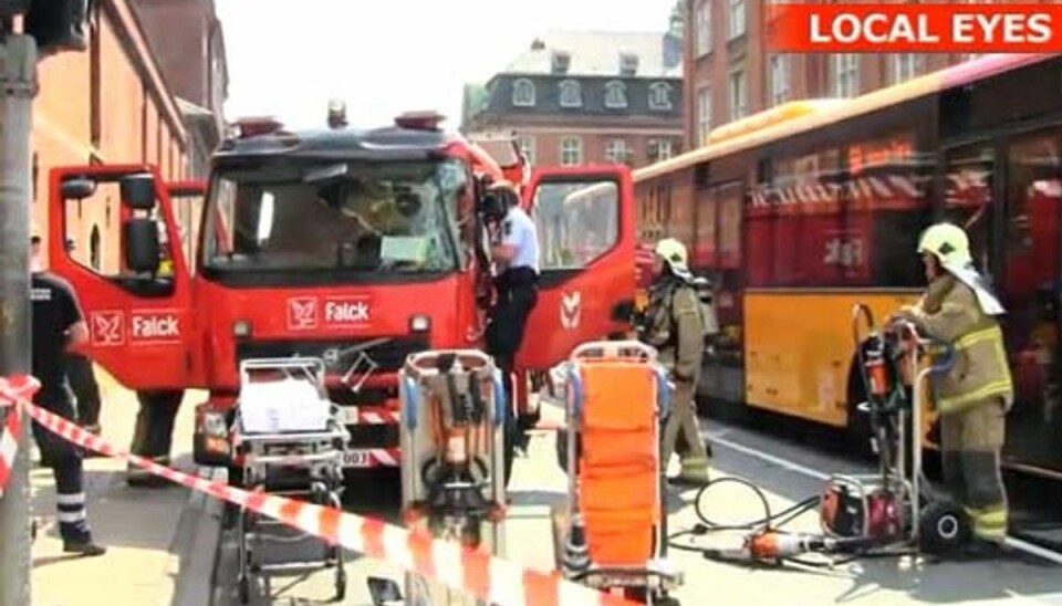 Mekaniker amok: Kørte brandbil ind i bus
