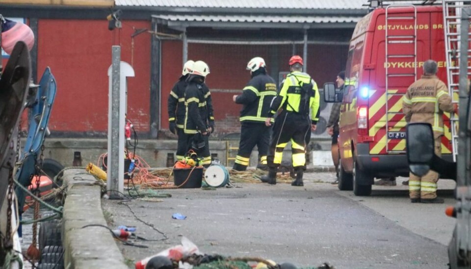 To personer fundet døde i bil