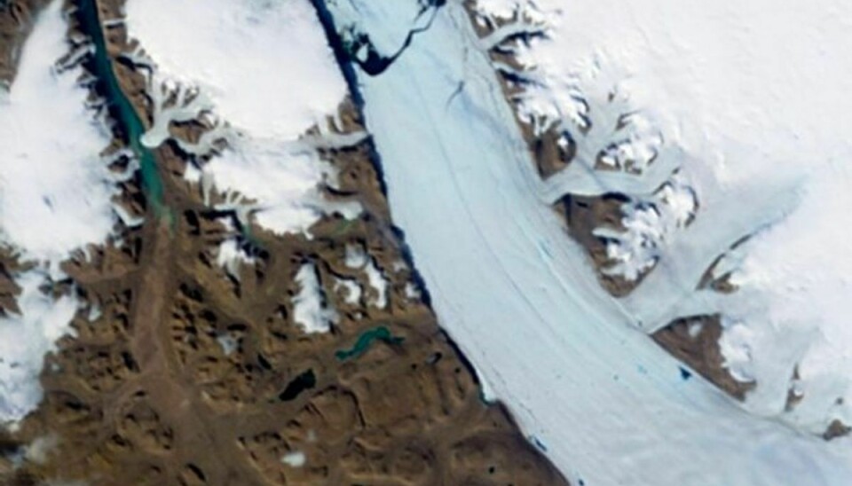 Isen smelter på Grønland hurtigere end hidtil, viser ny forskning. Foto: Anonymous/AP