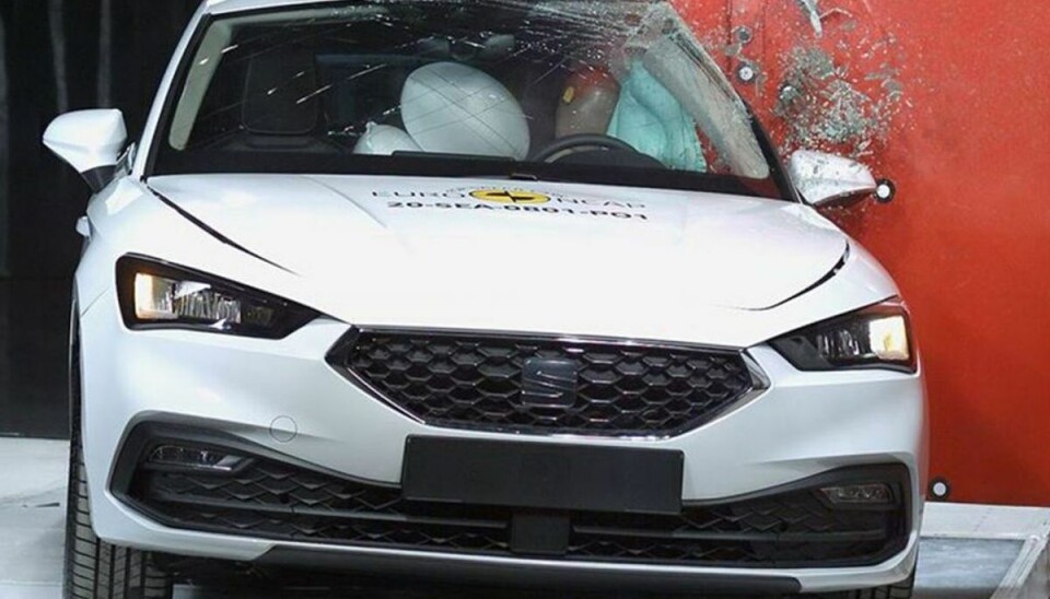 Seat LEON fik fem ud af fem mulige stjerner. Foto: FDM. Seat LEON fik fem ud af fem mulige stjerner. Foto: FDM.