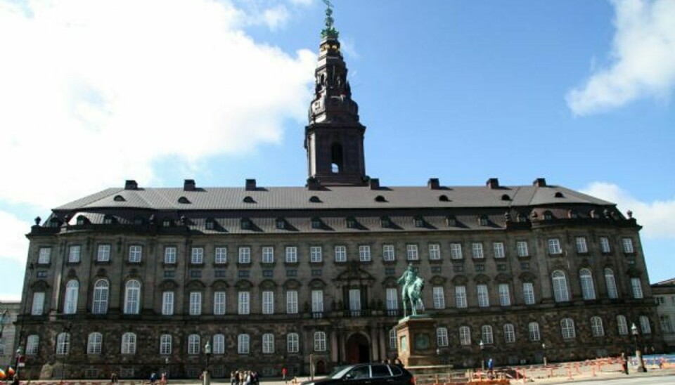 Et flertal af danskerne er imod, at politikerne på Christiansborg skal have lønforhøjelse. Foto: Colourbox/free
