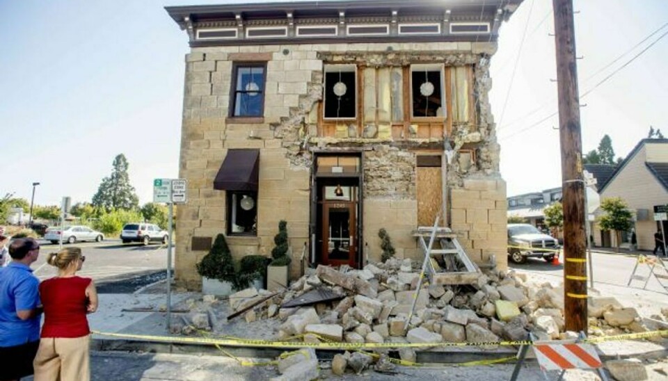 Jordskælvet har afbrudt strømmen til 40.000 hjem og virksomheder i Napa og flere nabobyer. Foto: Noah Berger/AP