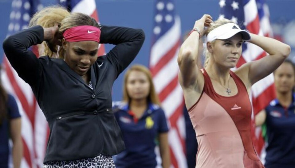 Nervøs Wozniacki: Derfor gik det galt Serena Williams vandt nok engang over Caroline Wozniacki. Danskeren giver nerver og en sløj start skylden for, at hun ikke kom ind i kampen. Foto: Darron Cummings/AP