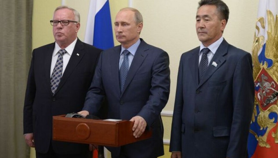 Putin: Nato genopliver sig selv Vladimir Putin mener, at vesten udnytter konflikten i Ukraine til at puste nyt liv i Nato Foto: Alexei Nikolsky/AP