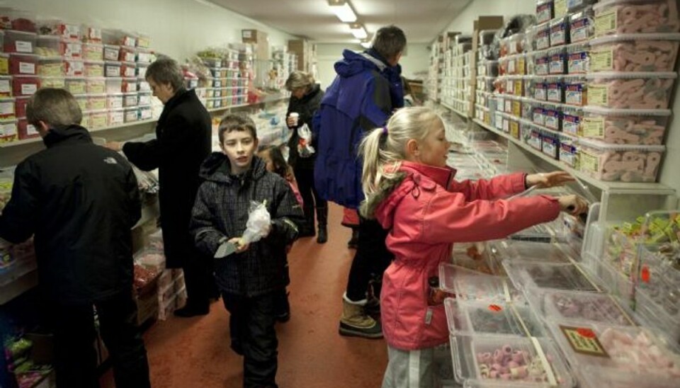 Skat har kastet sig over slikbutikkerne, og det ser ikke godt ud. Hver tredje butik betaler ikke skat. Foto: THOMAS BORBERG/POLFOTO