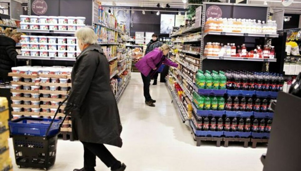 Madspildet i butikkerne svarer ifølge miljøminister, Kirsten Brosbøl (S), til 3000 indkøbsvogne fyldt med mad hver dag. Foto: CHARLOTTE DE LA FUENTE/POLFOTO