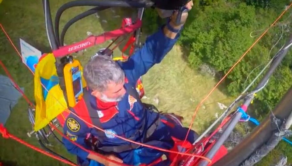 Video: Se 70-årig vovehals sætte vild verdensrekord
