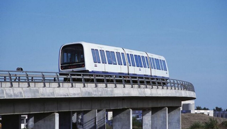 Der er nu slukket for strømmen i skinnerne, og Københavns Brandvæsen arbejder på at få personen ud. Arkivfoto. Foto: Metroselskabet/Beppe Avallone/free