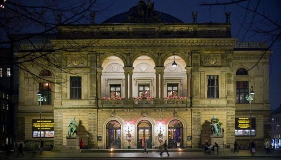 Blå Bog: Ny chef for Det Kongelige Teater Newspaq