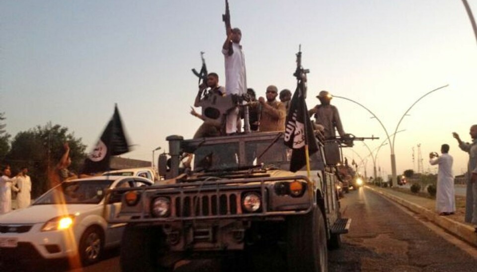 IS bombet i Irak for første gang Newspaq