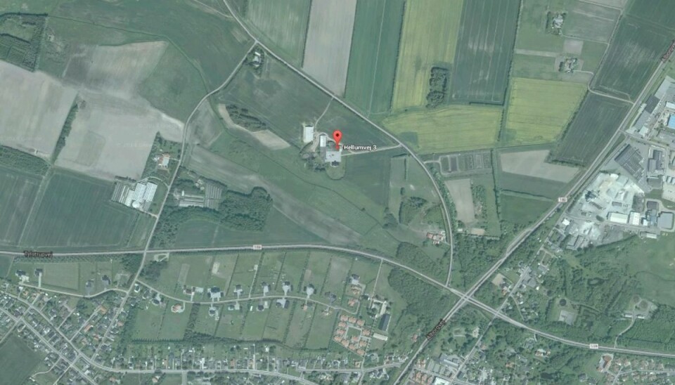 Brand i lade udviklede farlig røg Branden er i en lade på adressen Hellumvej 3 lige uden for Hjallerup. Foto: Google Earth