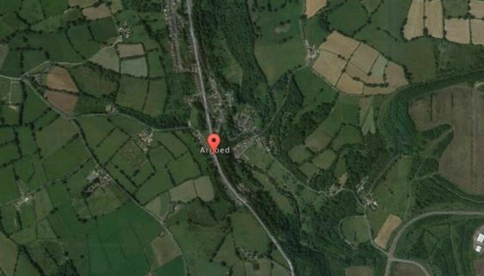 En 34-årig mand har angiveligt dræbt og spist dele af en 22-årig kvinde i landsbyen Argoed i Wales. Foto: Google Earth
